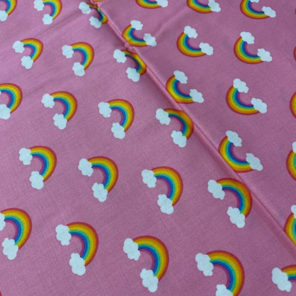 ROBERT KAUFMAN Fabric BTY Cotton Pink Rainbow Print Happy Little Unicorns #17165